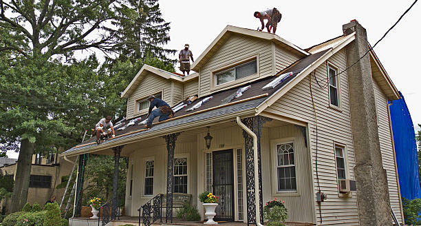 Quick and Trustworthy Emergency Roof Repair Services in Moncks Corner, SC